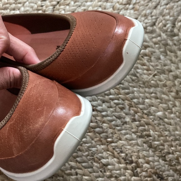 Ecco Slip-on shoes NWOT - Picture 3 of 6